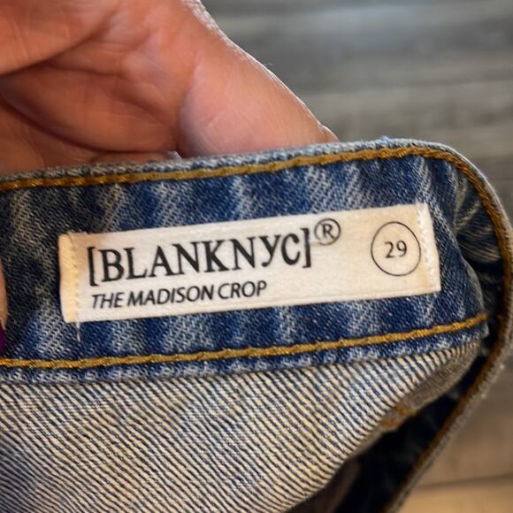 Blank NYC The Madison Crop Distressed Blue Jeans Women’s Size 29 - Picture 7 of 8